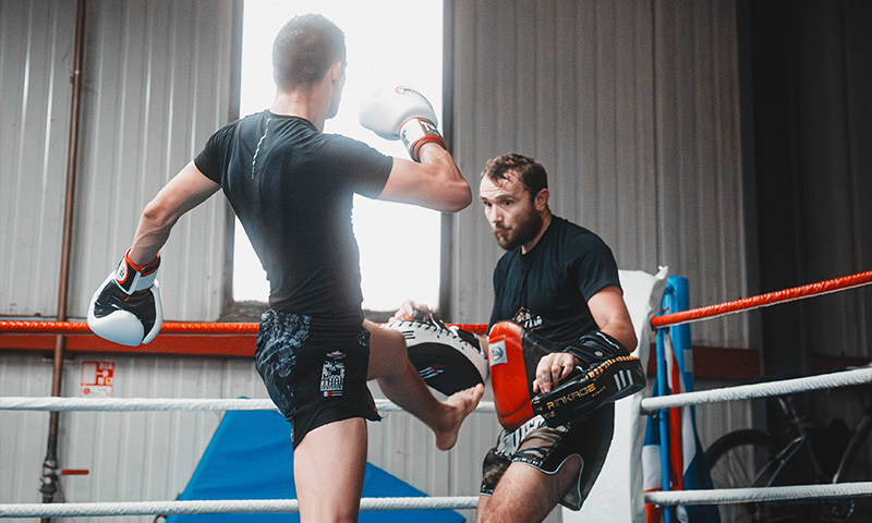 mma-fight-club-gym-video-boxe-thailandaise